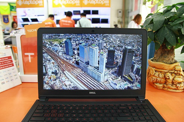 Màn hình 15,6 inch và độ phân giải Full HD