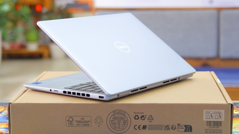 Laptop Dell Inspiron 7440 Plus 2024 Laptop Dell Inspiron 7440 Plus 2024