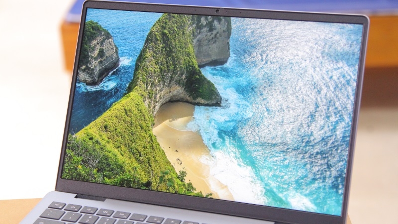 Laptop Dell Inspiron 7440 Plus 2024 Laptop Dell Inspiron 7440 Plus 2024