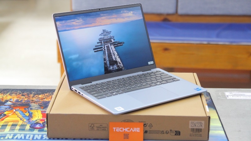 Laptop Dell Inspiron 7440 Plus 2024 Laptop Dell Inspiron 7440 Plus 2024