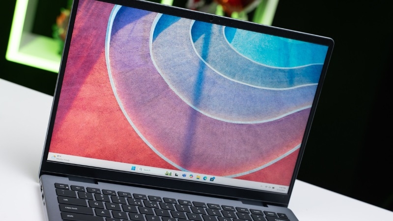 Dell Inspiron 7440 Plus R3808L 2024