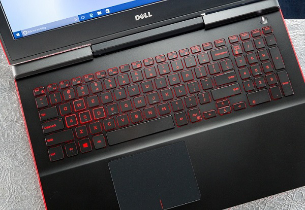 Dell inspiron 7567
