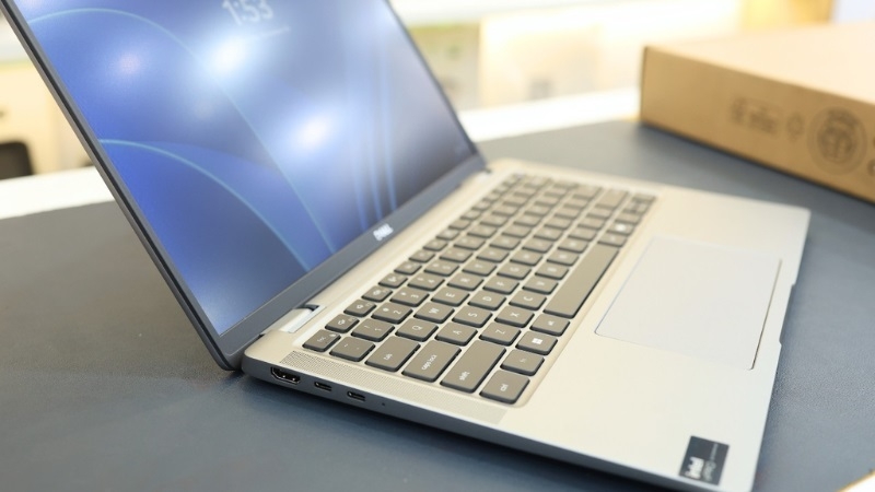 Laptop Dell Latitude 7450 2024