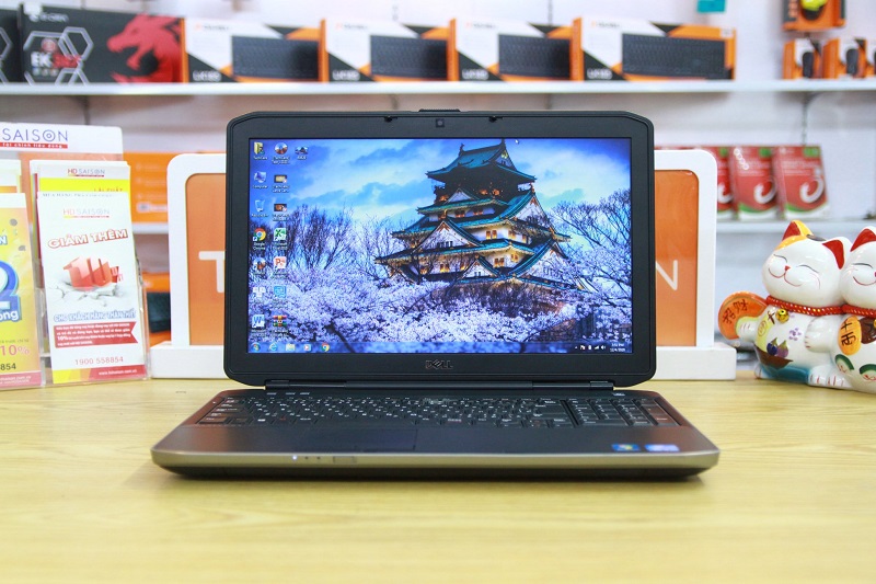 Dell Latitude E5530
