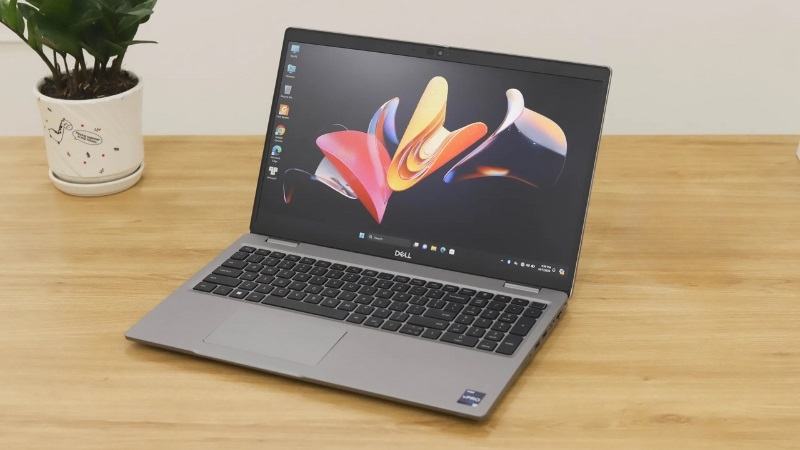 Dell Latitude 5540 2023 - Laptop Doanh Nghiệp Đáng Tin Cậy Cho Hiệu Suất Làm Việc Chuyên Nghiệp Dell Latitude 5540 2023 - Laptop Doanh Nghiệp Đáng Tin Cậy Cho Hiệu Suất Làm Việc Chuyên Nghiệp