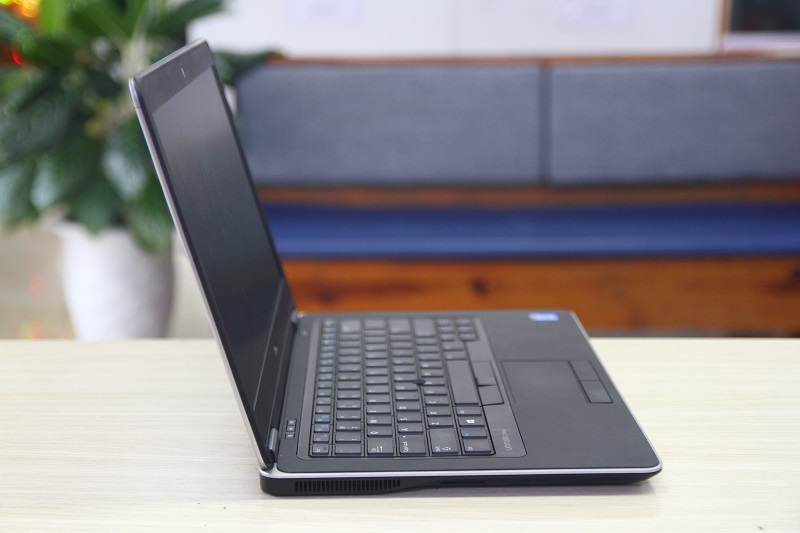 Dell Latitude E7440
