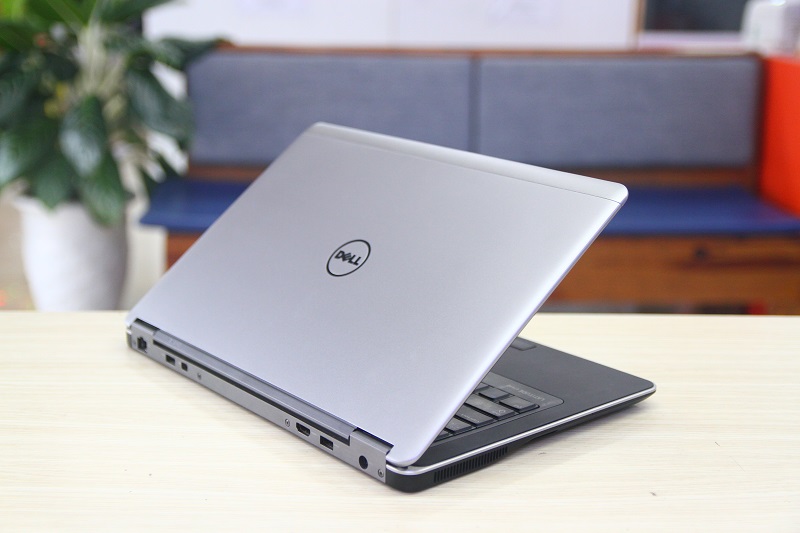 dell-latitude-e7440