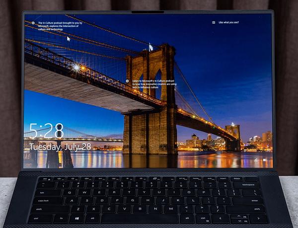 Chiếc laptop được trang bị màn hình Full HD IPS