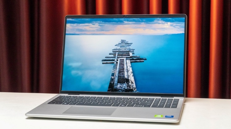 Hiệu năng của dòng laptop Dell Pro 16 DC16251