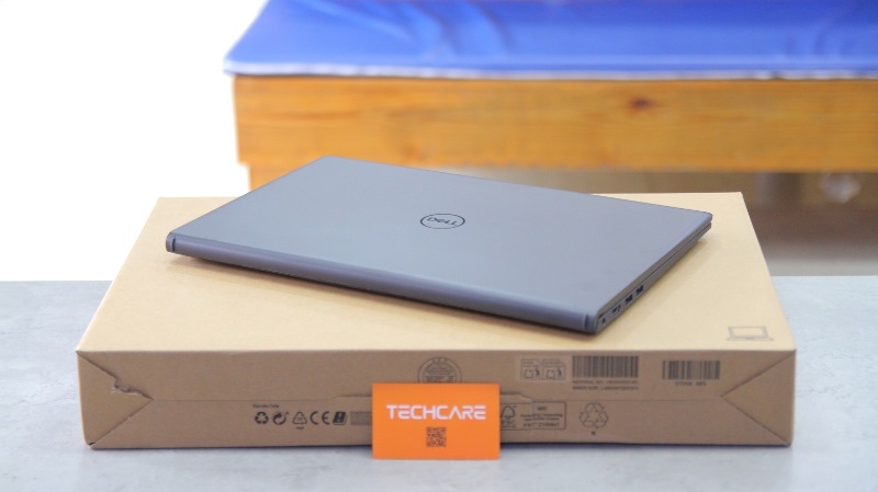 Laptop Dell Vostro 3520