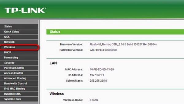 Nhấn vào mục Wireless ngay ở phía bên phải trên thanh menu của trang cài đặt