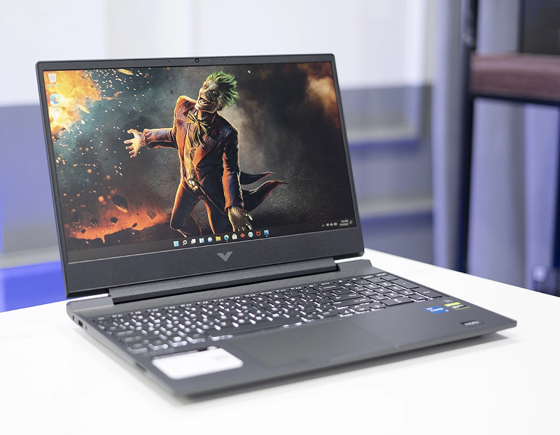 HP Victus 15-fa0032dx