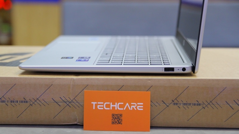 Laptop HP 15- FD1850T