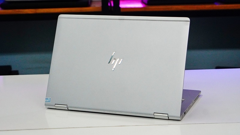 HP EliteBook x360 1030 G3