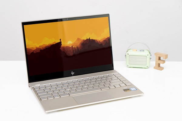 Dòng laptop HP Envy 13 aq0026TU