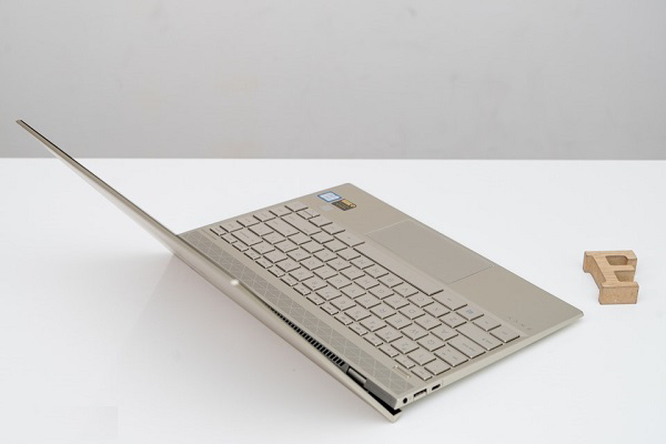 Vẻ ngoài thanh lịch và sang trọng