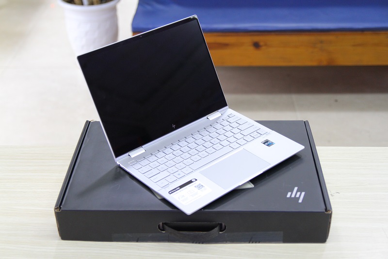 HP Envy 13 X360 2022