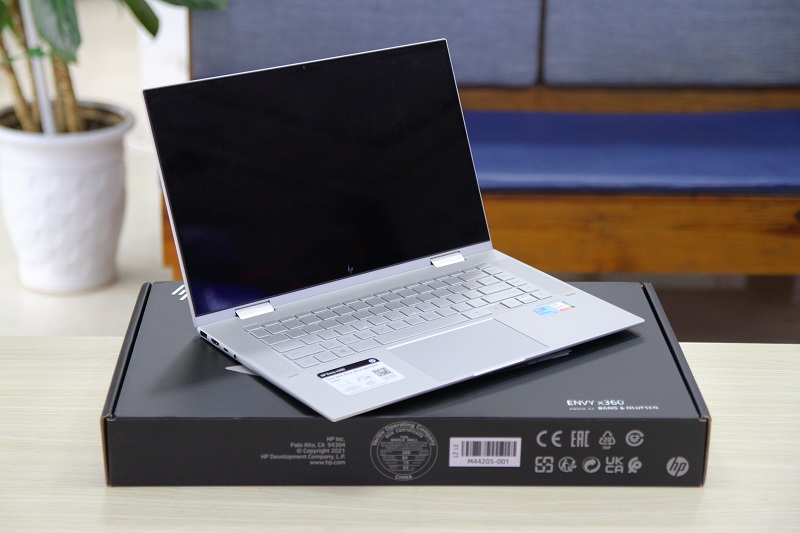 HP x360 15m-es0013dx