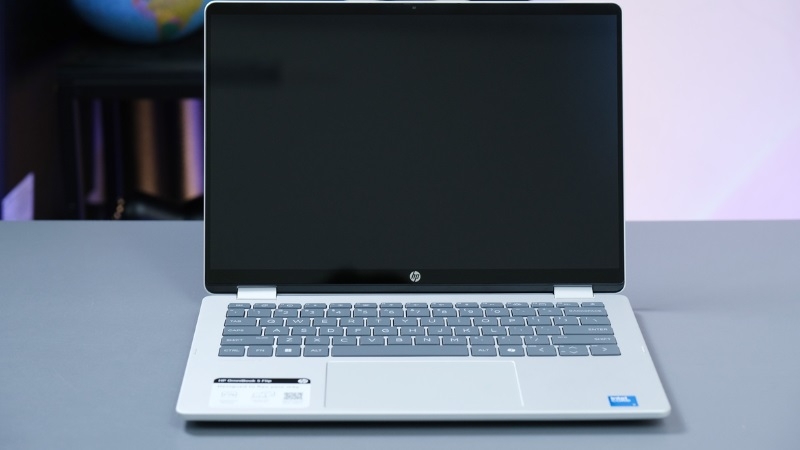 Màn hình của dòng laptop HP OmniBook 5 Flip 14-fp0023dx