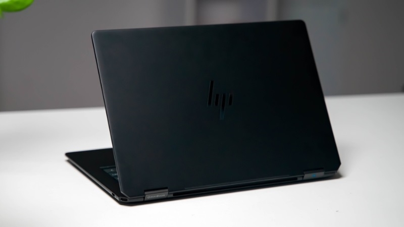 HP OmniBook X Flip 14 2 in 1