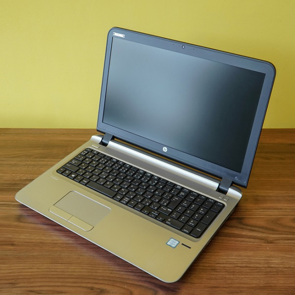 Thiết kế vẻ ngoài mỏng nhẹ, tối giản