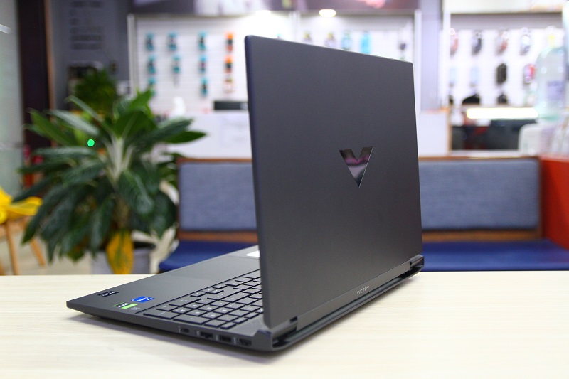 hp-victus-15-fa0031dx