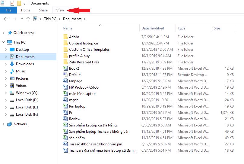 Trên thanh công cụ của File Explorer các bạn chọn vào tab View