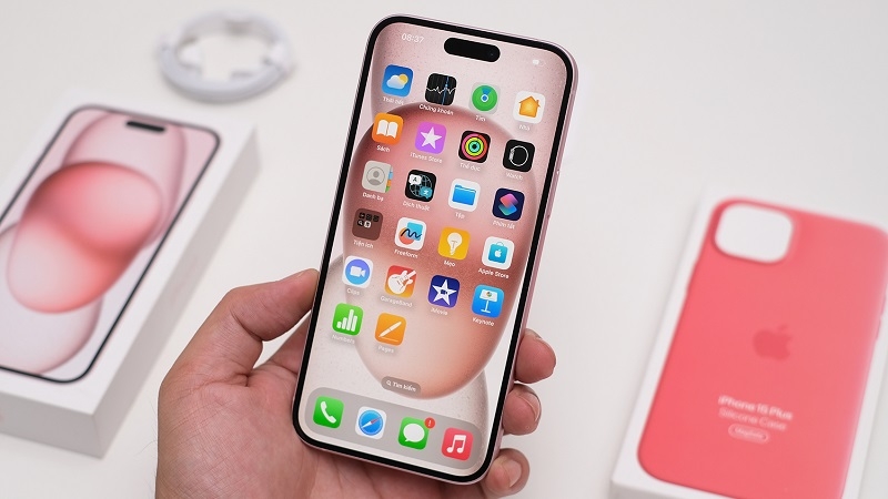 iPhone 15 Plus iPhone 15 Plus