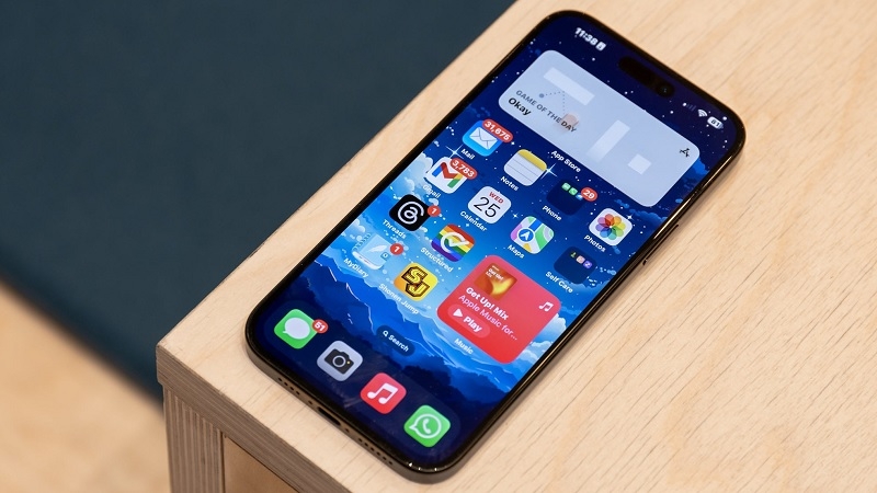 iPhone 15 Plus iPhone 15 Plus