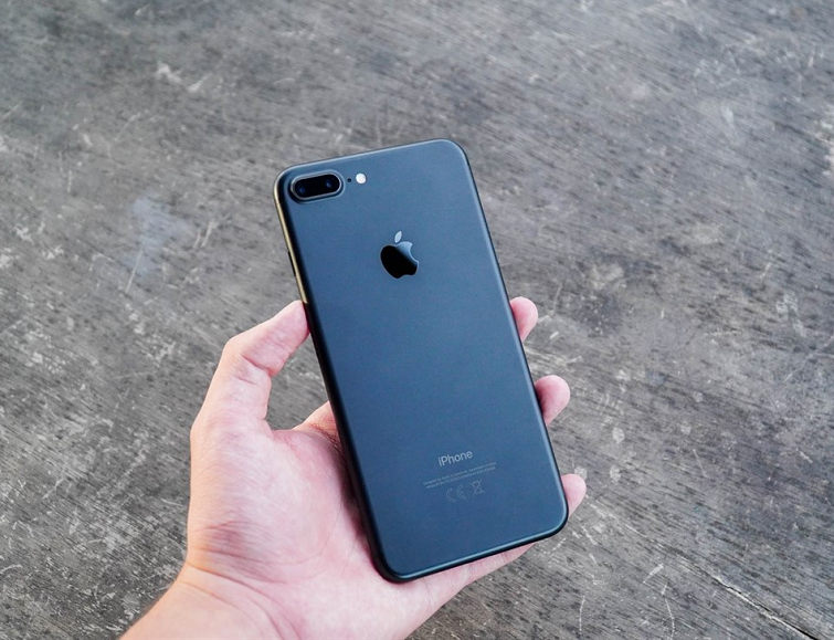iPhone 7 Plus thiết kế nguyên khối, liền mạch