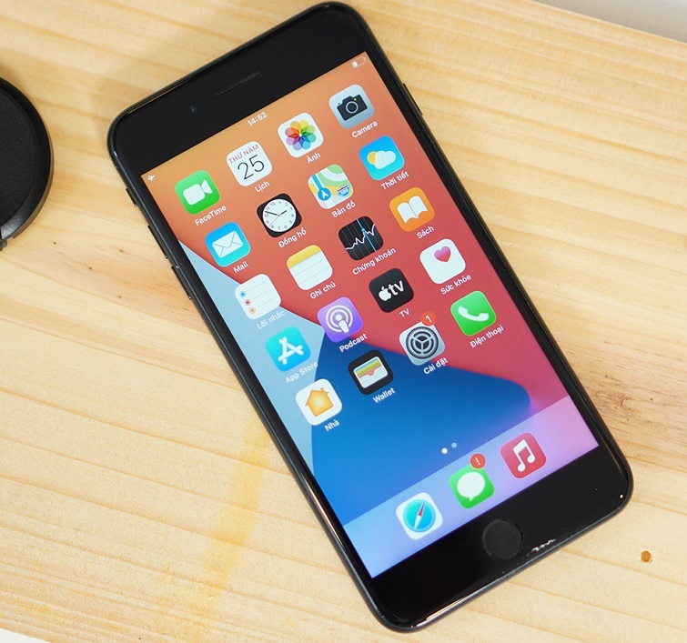 Màn hình iPhone 7 Plus sắc nét và sáng