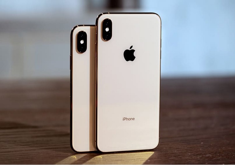 iPhone XS Lock