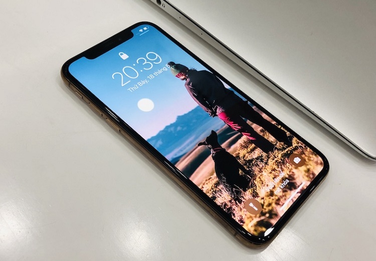 iPhone Xs Lock tích hợp nhiều công nghệ mới