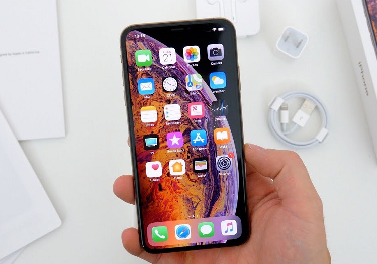 iPhone Xs Max Lock sở hữu pin trâu
