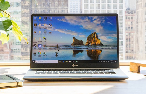 Laptop cảm ứng nhẹ nhất