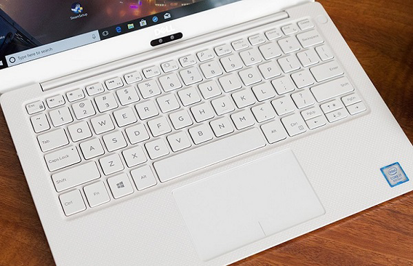 Touchpad điều hướng cực kỳ chính xác