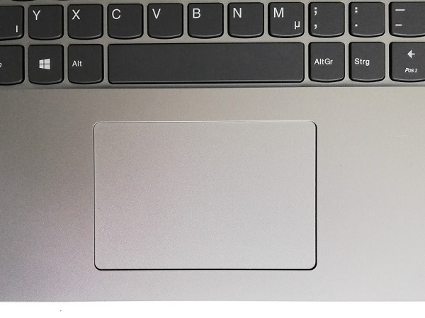 TouchPad rộng rãi và cảm ứng nhạy