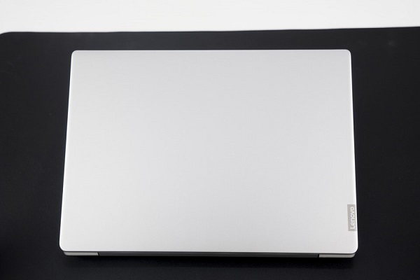 Chiếc máy có tính di động cao