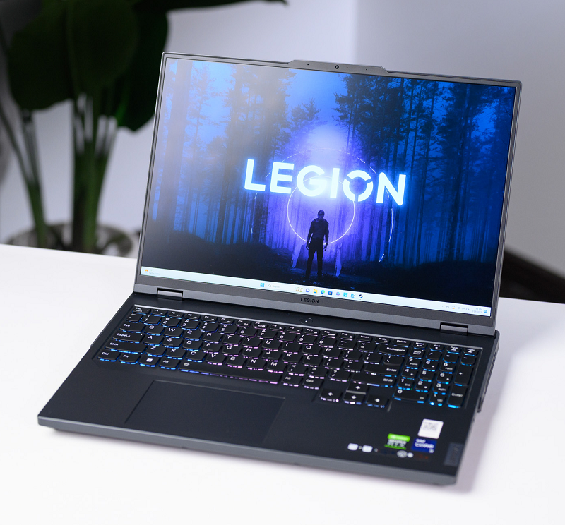 lenovo-legion-pro-5i-gen-8