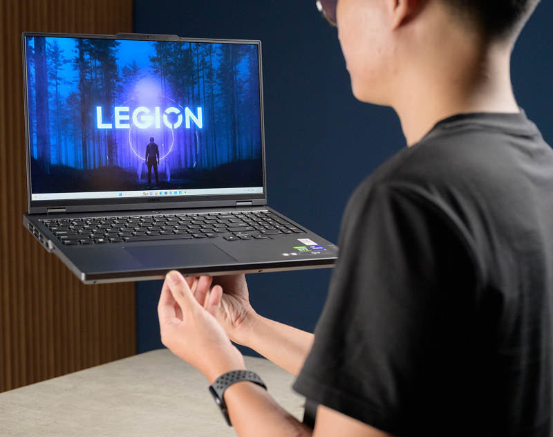 lenovo-legion-pro-5i-gen-8