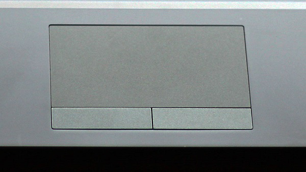 Bàn phím lớn và rất nhạy