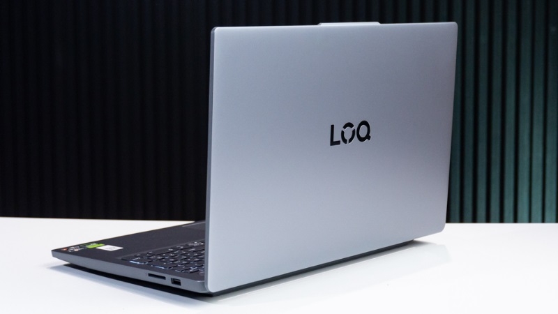 Lenovo LOQ Essential 15ARP10E - Laptop Gaming Tầm Trung Đáng Mua 2026 Lenovo LOQ Essential 15ARP10E - Laptop Gaming Tầm Trung Đáng Mua 2026