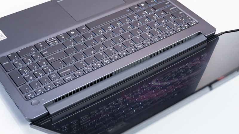 Lenovo LOQ Essential 15ARP10E - Laptop Gaming Tầm Trung Đáng Mua 2026 Lenovo LOQ Essential 15ARP10E - Laptop Gaming Tầm Trung Đáng Mua 2026