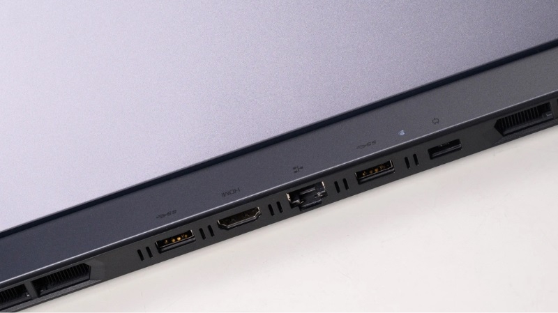 Laptop Lenovo LOQ 15IRX9