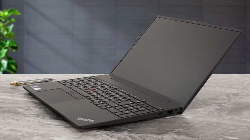Laptop Lenovo ThinkPad E16 Gen 1