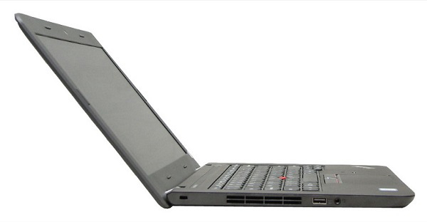 Cạnh trái của máy