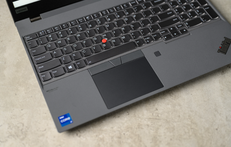 lenovo-thinkpad-p15s-g2