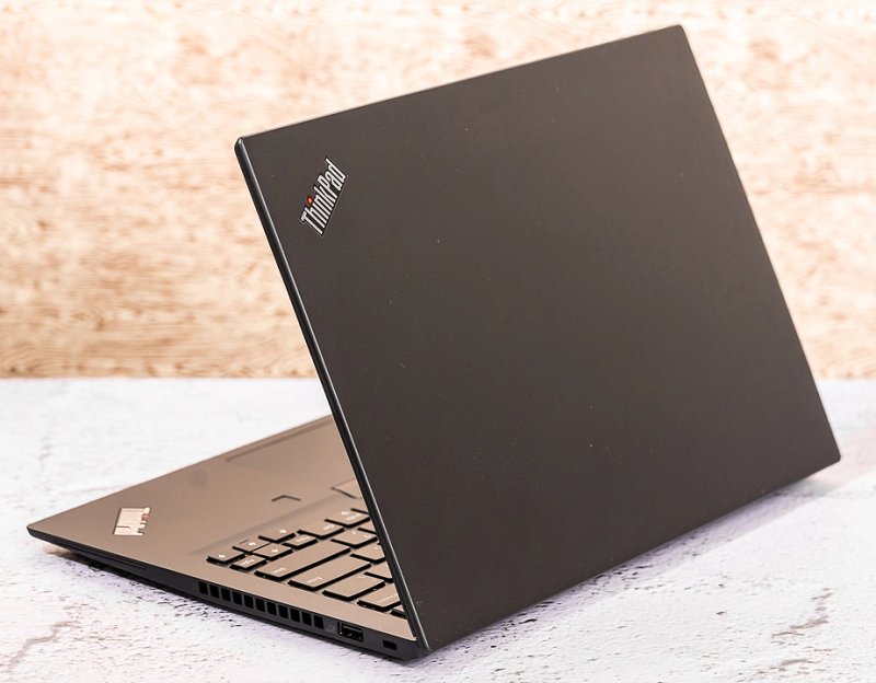 lenovo-thinkpad-t14s-gen-1