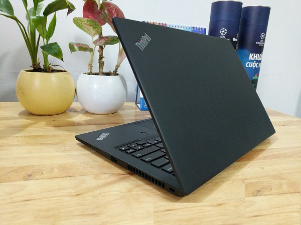 Sở hữu một vẻ ngoài thanh lịch, sang trọng