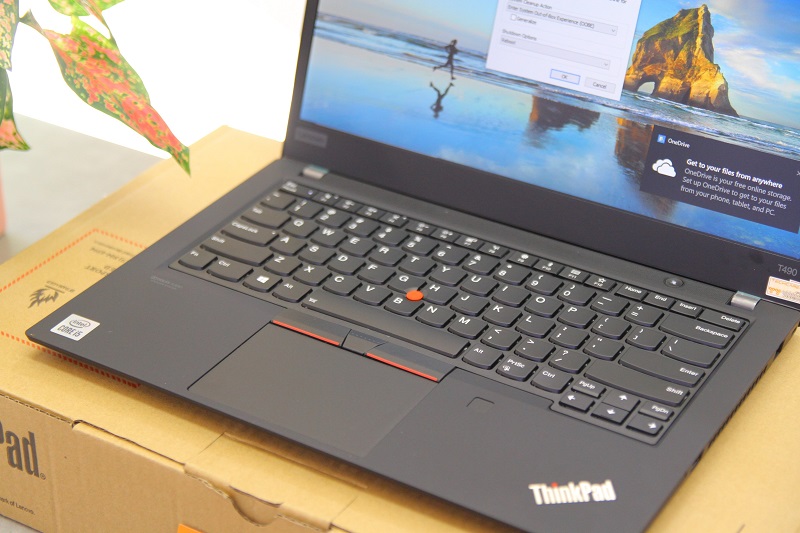 Lenovo ThinkPad T490